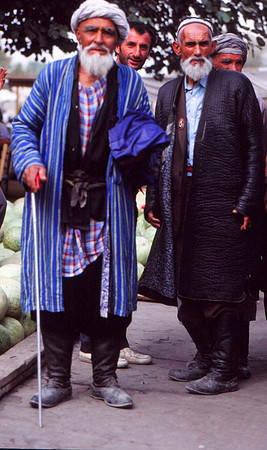 SAMARKAN MARKET GUYS
