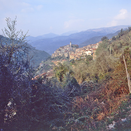 VIEW OF A VAL DI FAVORA VILLAGE