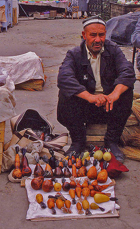GOURD SALESMAN, SANMARKHAN