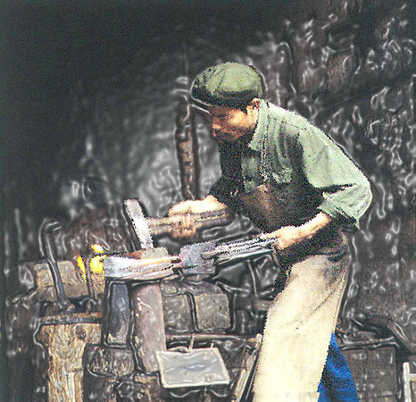 VIETNAN METAL WORKER